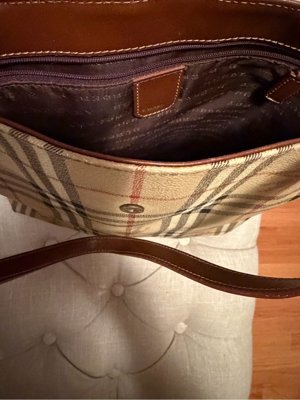Burberry Canvas Tote Bag in Beige and Brown - Picture 6 of 10